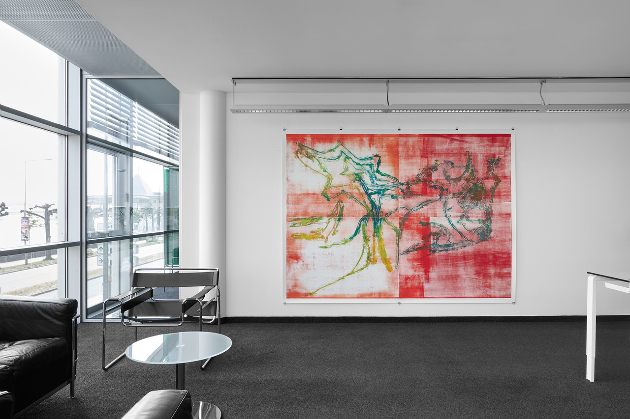 Farbkreis 11, 2022, wood engraving (cherry), 196,5 x 263 cm. Exhibition View: Genaro Strobel, Shining Bright. PRISKA PASQUER Cologne, 2022